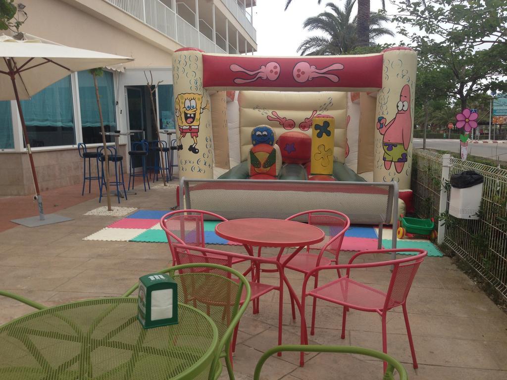 Hotel Mediterrani Blau L'Eucaliptus Bagian luar foto